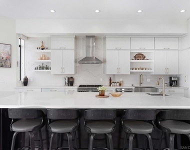 1168 Muirlands Vista Way - Photo Thumbnail 7