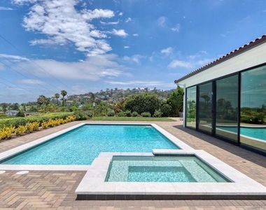 1168 Muirlands Vista Way - Photo Thumbnail 24