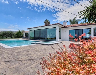 1168 Muirlands Vista Way - Photo Thumbnail 26