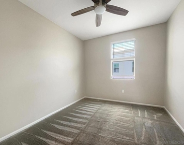 2023 Luzon Ln - Photo Thumbnail 16