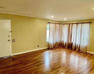 1640 Orinda Court - Photo Thumbnail 4