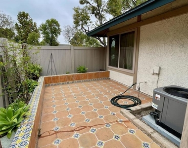1640 Orinda Court - Photo Thumbnail 2