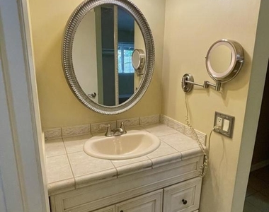 1640 Orinda Court - Photo Thumbnail 15
