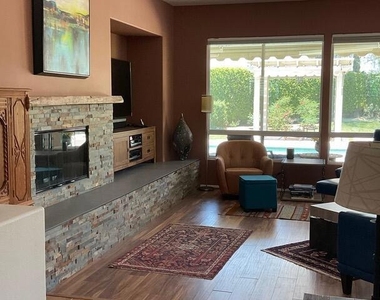 74040 Chinook Circle - Photo Thumbnail 9