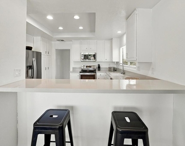 78118 Lago Drive - Photo Thumbnail 12