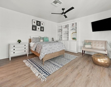 78118 Lago Drive - Photo Thumbnail 24