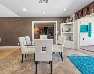 502 E Molino Road - Photo Thumbnail 5