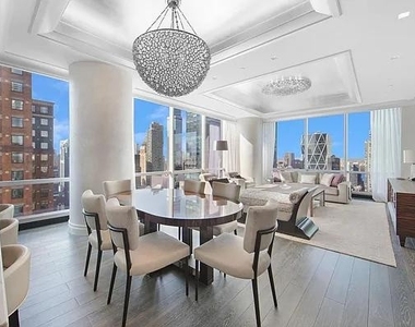 West 57th Street - Photo Thumbnail 2