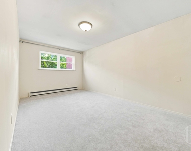 34th Avenue - Photo Thumbnail 8