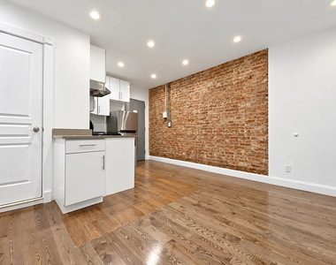 3620 Broadway - Photo Thumbnail 2