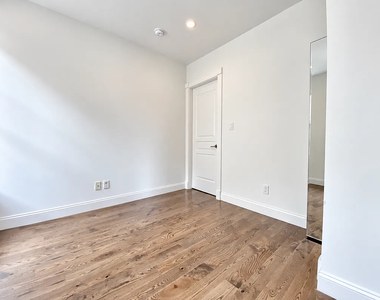 3620 Broadway - Photo Thumbnail 10