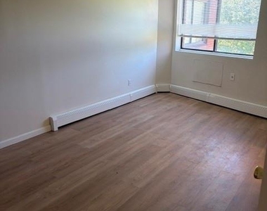 66-78 69th Street - Photo Thumbnail 7