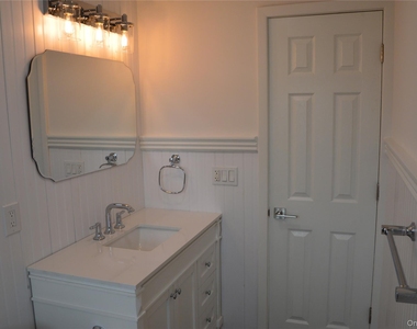 18 Sterling Place - Photo Thumbnail 11