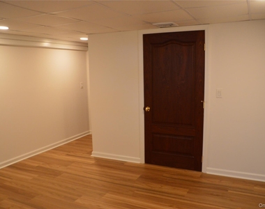 18 Sterling Place - Photo Thumbnail 31