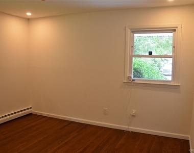 18 Sterling Place - Photo Thumbnail 17