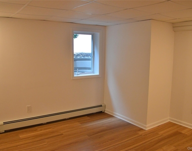 18 Sterling Place - Photo Thumbnail 30