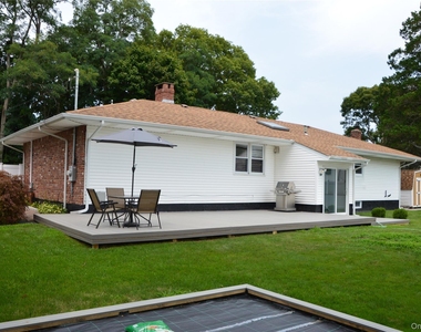 18 Sterling Place - Photo Thumbnail 40