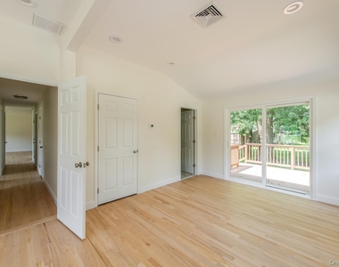 16 Trinity Place - Photo Thumbnail 19