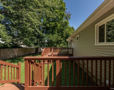16 Trinity Place - Photo Thumbnail 37