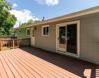 16 Trinity Place - Photo Thumbnail 36