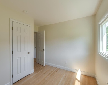 16 Trinity Place - Photo Thumbnail 26