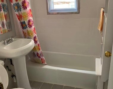 4361 161st Street - Photo Thumbnail 4