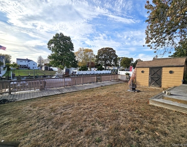 2364 Beverly Road - Photo Thumbnail 10