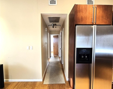 2364 Beverly Road - Photo Thumbnail 15