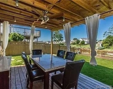 2364 Beverly Road - Photo Thumbnail 7