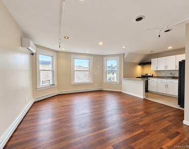241 Beach 118th Street - Photo Thumbnail 4