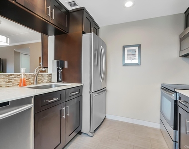 123 Mamaroneck Avenue - Photo Thumbnail 4