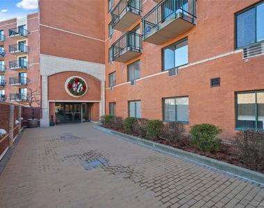 123 Mamaroneck Avenue - Photo Thumbnail 1