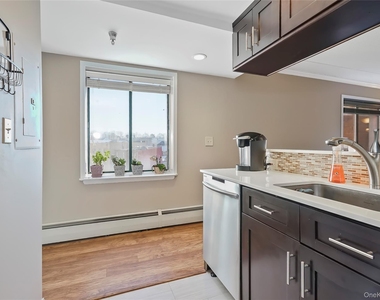 123 Mamaroneck Avenue - Photo Thumbnail 5