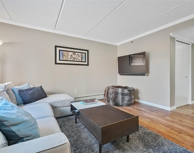 123 Mamaroneck Avenue - Photo Thumbnail 10