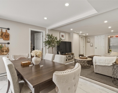 150 N Delaware Avenue - Photo Thumbnail 5