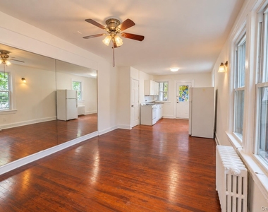 364 Ashford Avenue - Photo Thumbnail 10
