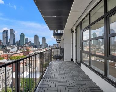 5-33 48th Avenue - Photo Thumbnail 12