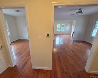 56 Riverdale Avenue - Photo Thumbnail 9