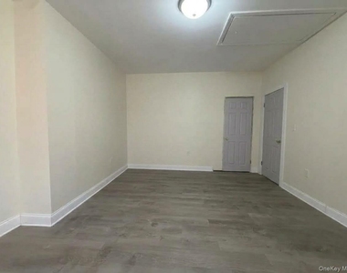 9 Morningside Avenue - Photo Thumbnail 6