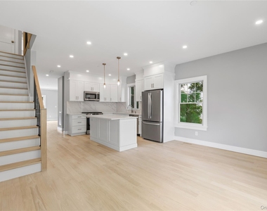 161 Ellsworth Avenue - Photo Thumbnail 3