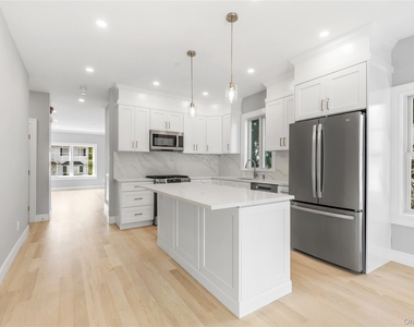 161 Ellsworth Avenue - Photo Thumbnail 7
