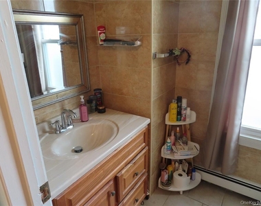 33 Deer Park Avenue - Photo Thumbnail 9