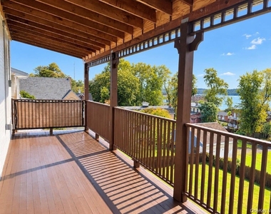 172 Grand Street - Photo Thumbnail 4