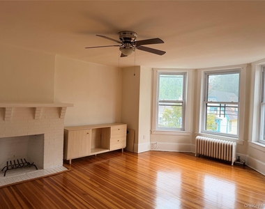 172 Grand Street - Photo Thumbnail 10