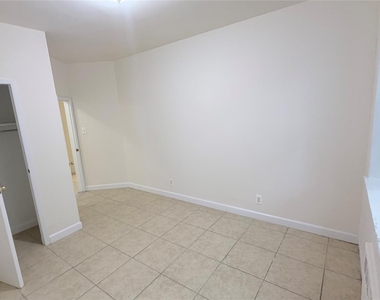 89-20 55th Avenue - Photo Thumbnail 15