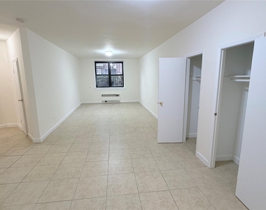 89-20 55th Avenue - Photo Thumbnail 3