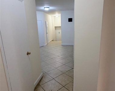 89-20 55th Avenue - Photo Thumbnail 18