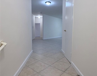 89-20 55th Avenue - Photo Thumbnail 5