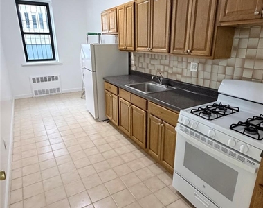 89-20 55th Avenue - Photo Thumbnail 7