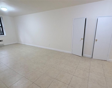 89-20 55th Avenue - Photo Thumbnail 32